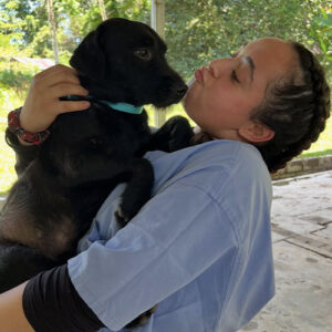 Delanie Landivar, vet assistant